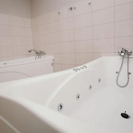 Morski Park - Centrum Rekreacji I Wypoczynku Dawniej Metamorfoza Ośrodek wypoczynkowy *